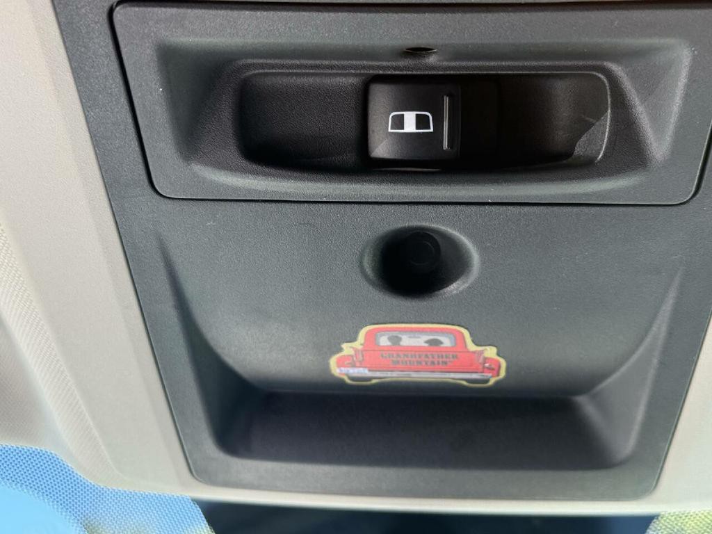 2017 RAM 1500 Image 32