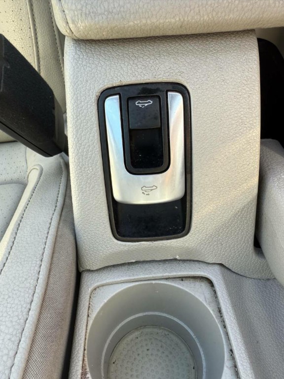 2008 Volkswagen Eos Image 13