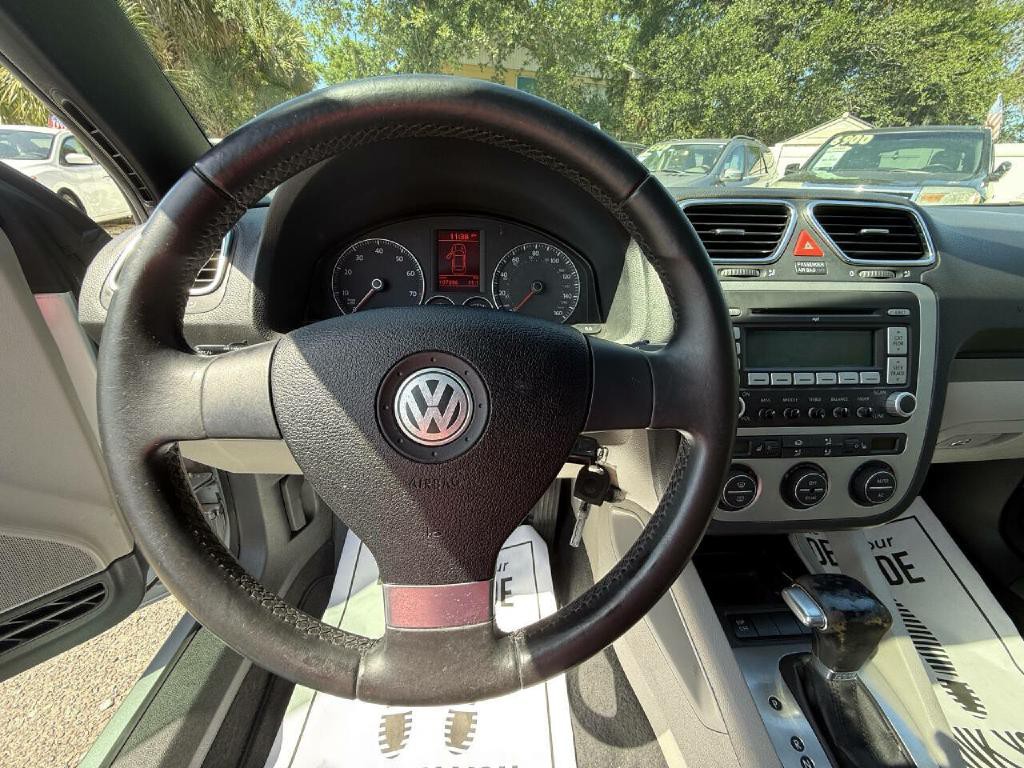 2008 Volkswagen Eos Image 32