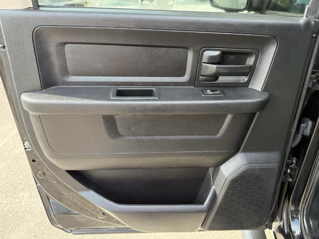 2016 RAM 1500 Image 17