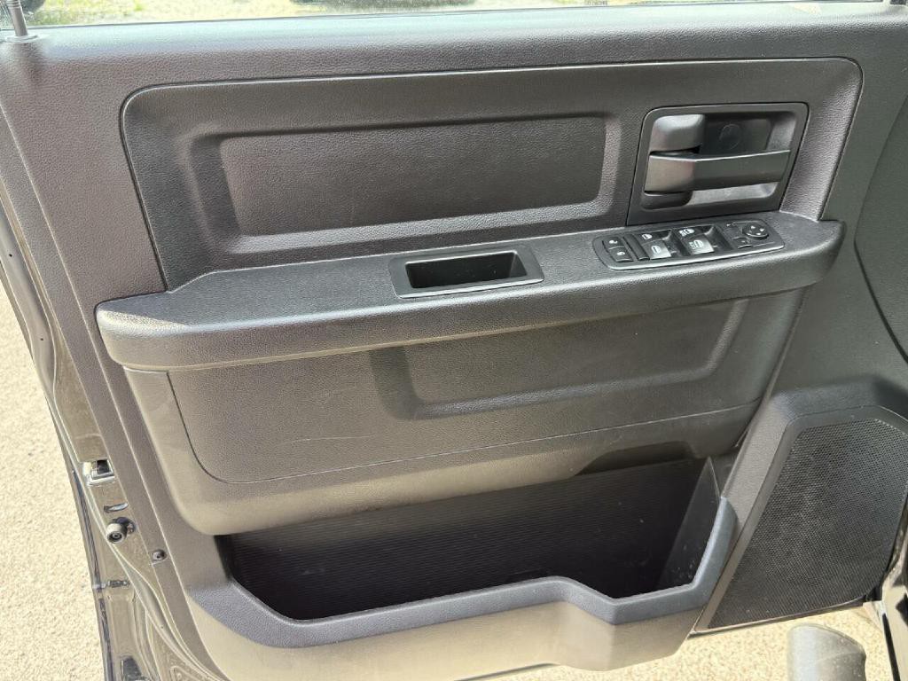 2016 RAM 1500 Image 26