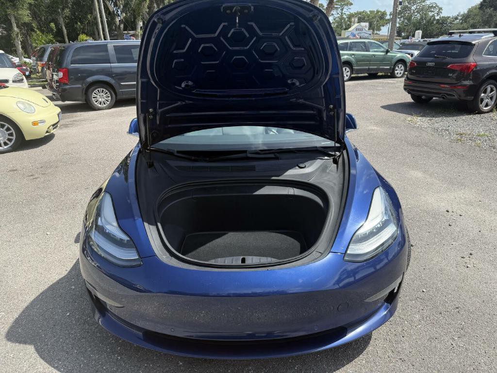 2019 Tesla Model 3 Image 13