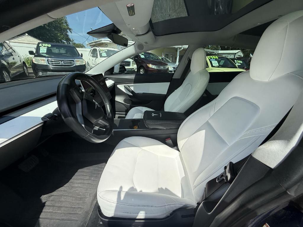 2019 Tesla Model 3 Image 14