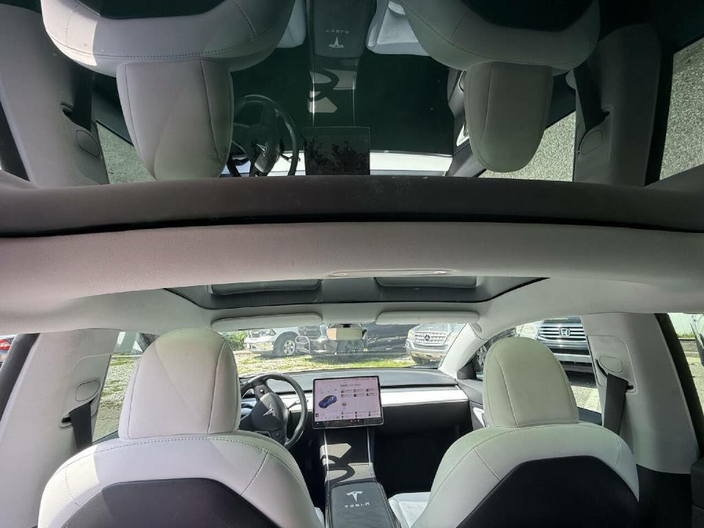 2019 Tesla Model 3 Image 15
