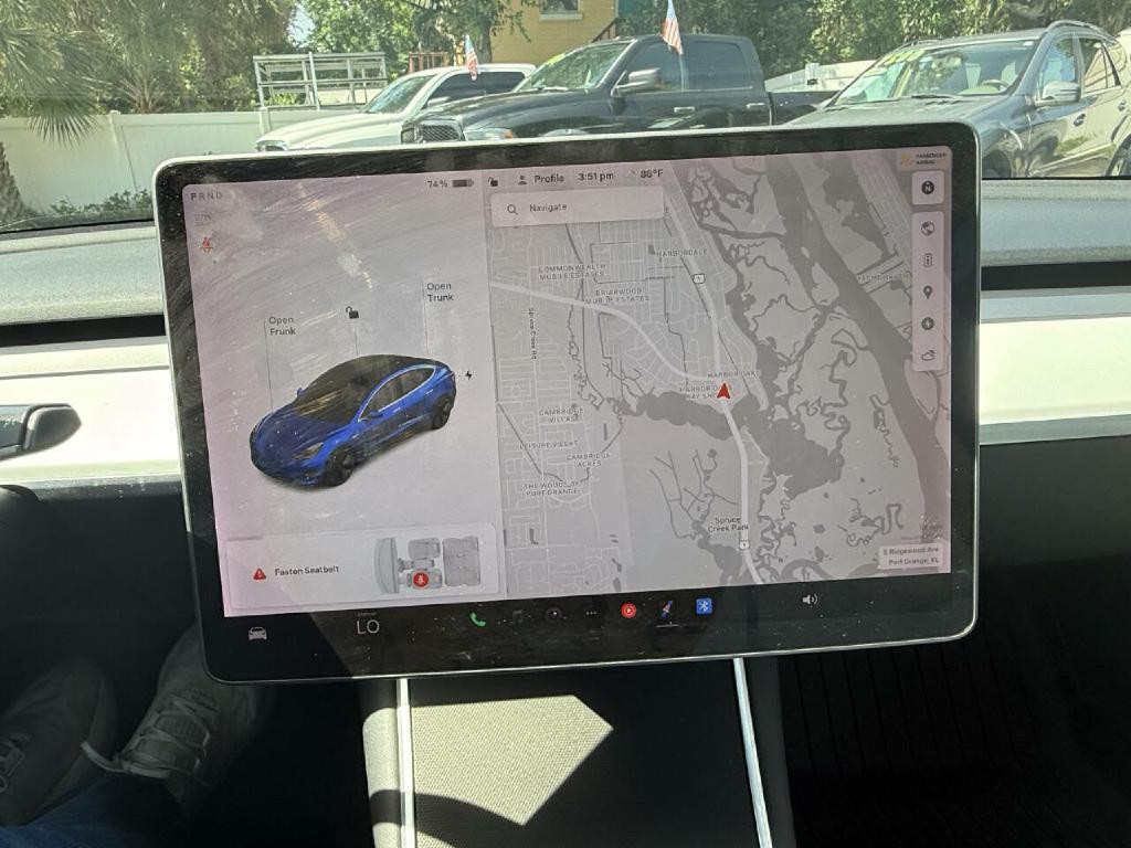 2019 Tesla Model 3 Image 16