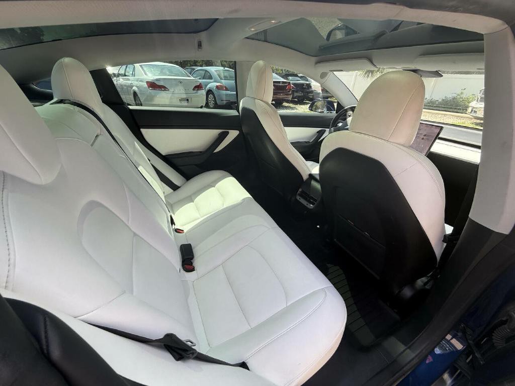 2019 Tesla Model 3 Image 20