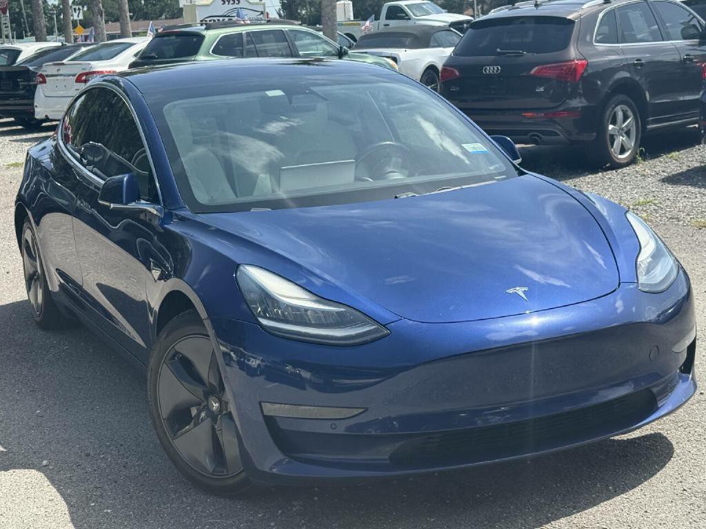 2019 Tesla Model 3 Image 32