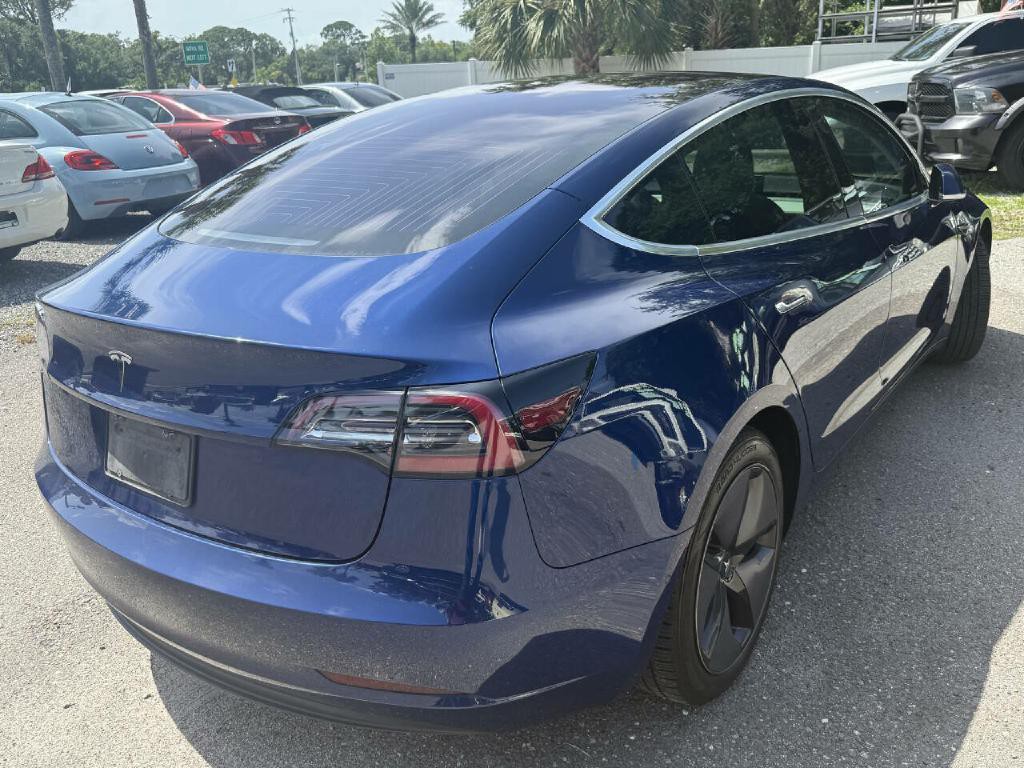 2019 Tesla Model 3 Image 43