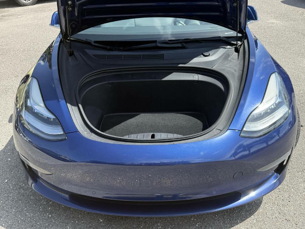 2019 Tesla Model 3 Image 44