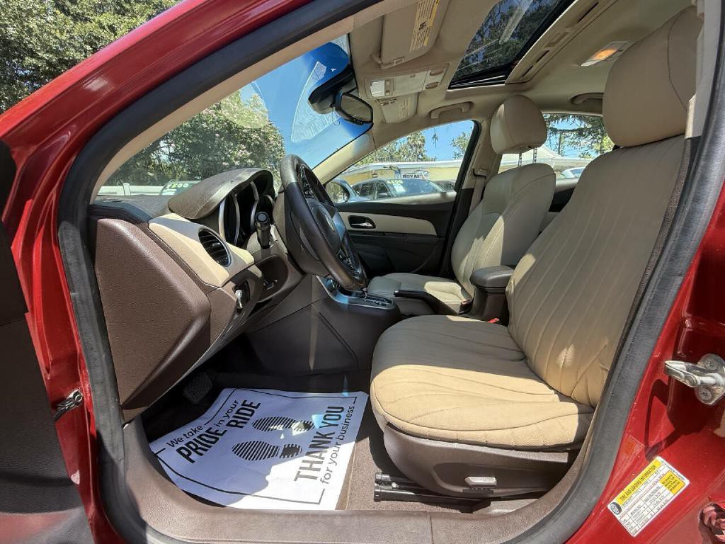 2011 Chevrolet Cruze Image 11
