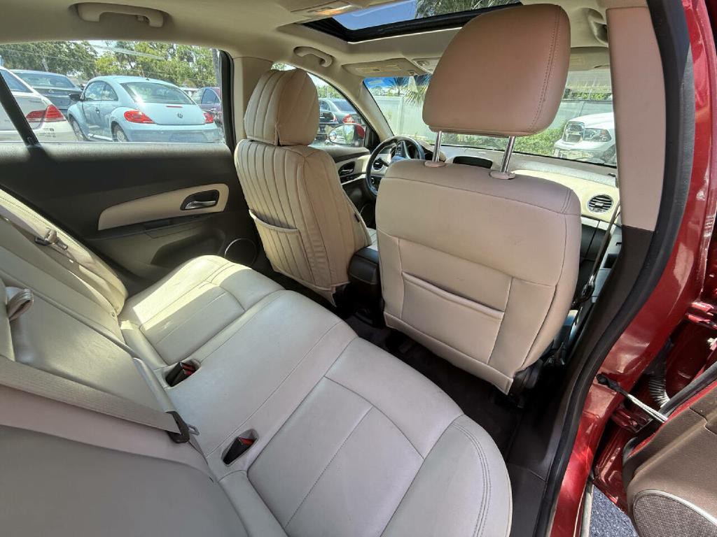 2011 Chevrolet Cruze Image 13