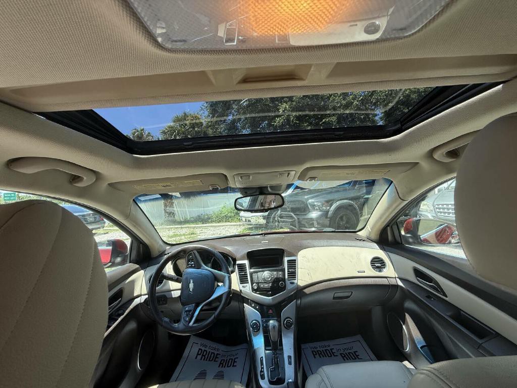 2011 Chevrolet Cruze Image 14