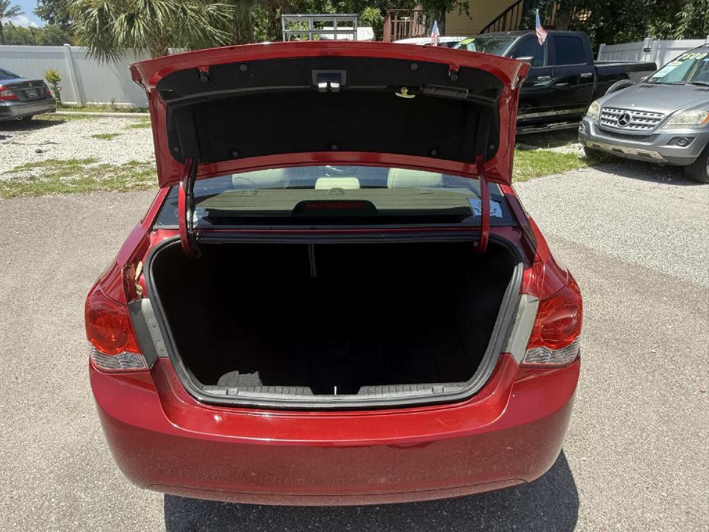 2011 Chevrolet Cruze Image 21
