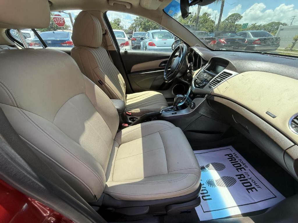 2011 Chevrolet Cruze Image 35