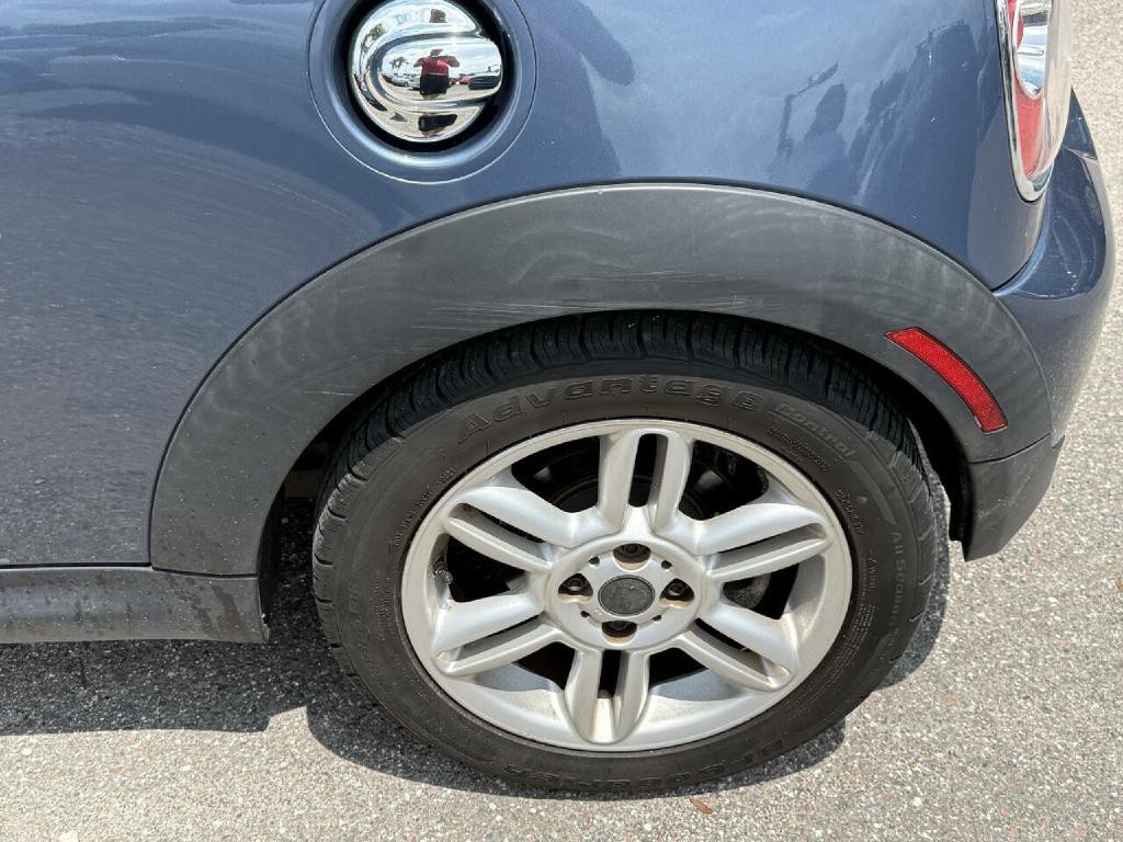 2011 MINI Cooper Image 29