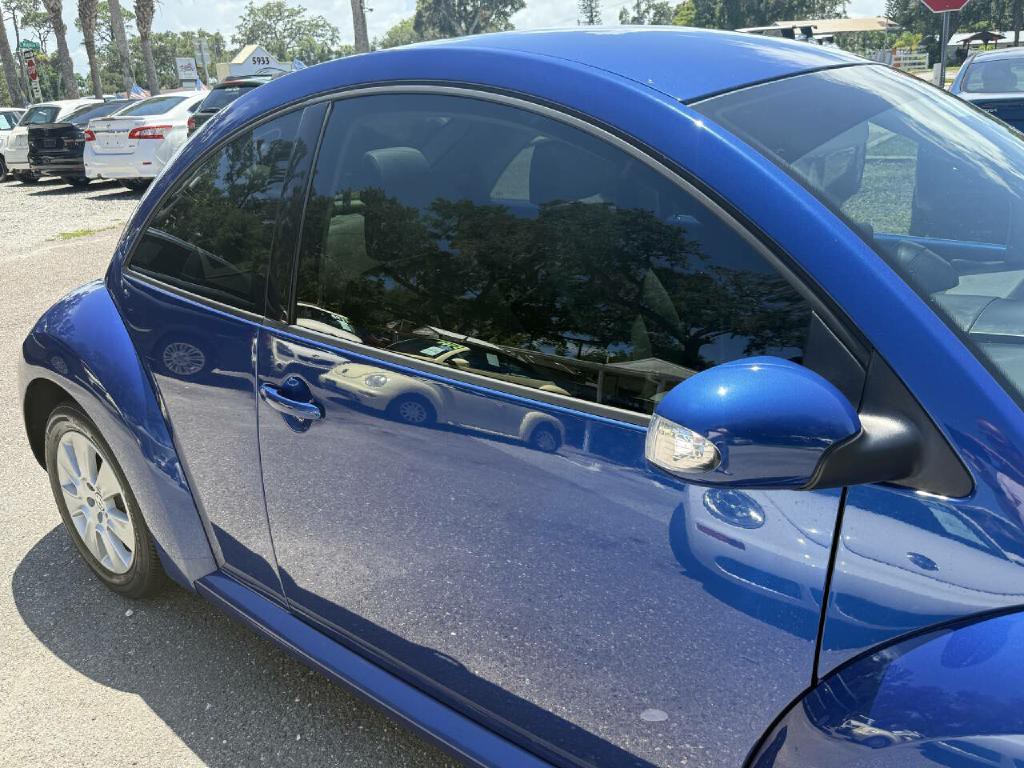 2008 Volkswagen Beetle Image 15