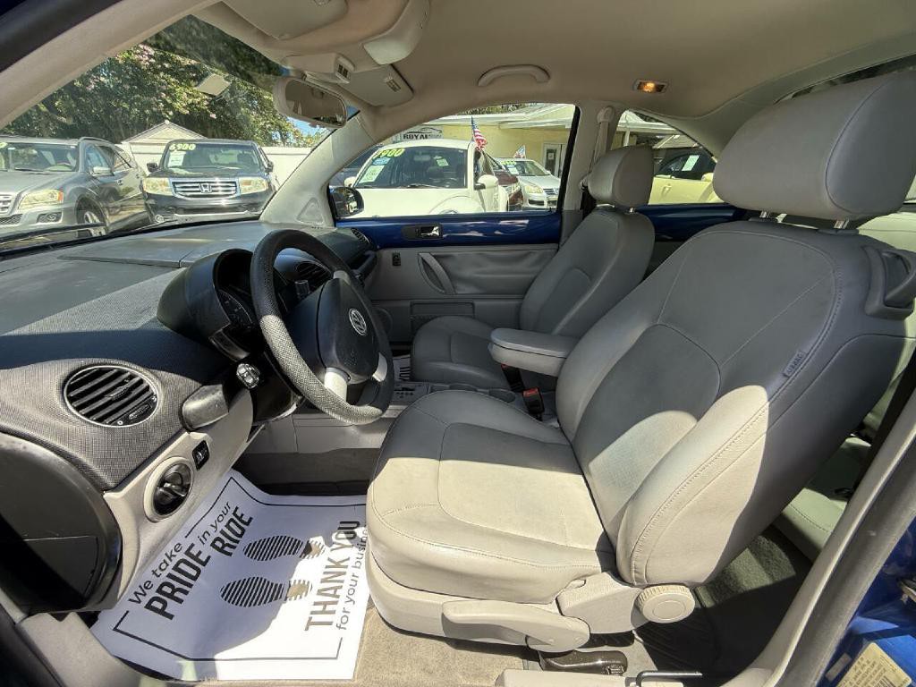 2008 Volkswagen Beetle Image 32