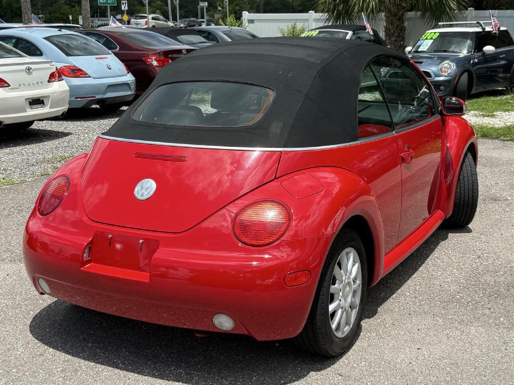 2005 Volkswagen Beetle Image 8