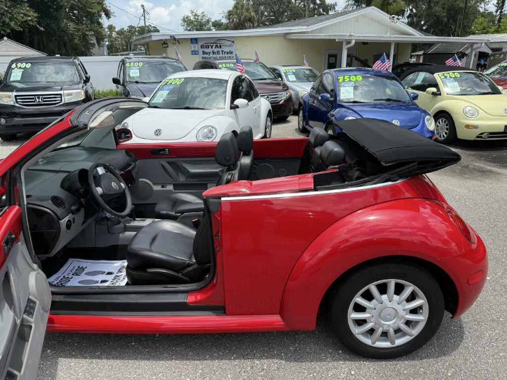 2005 Volkswagen Beetle Image 12