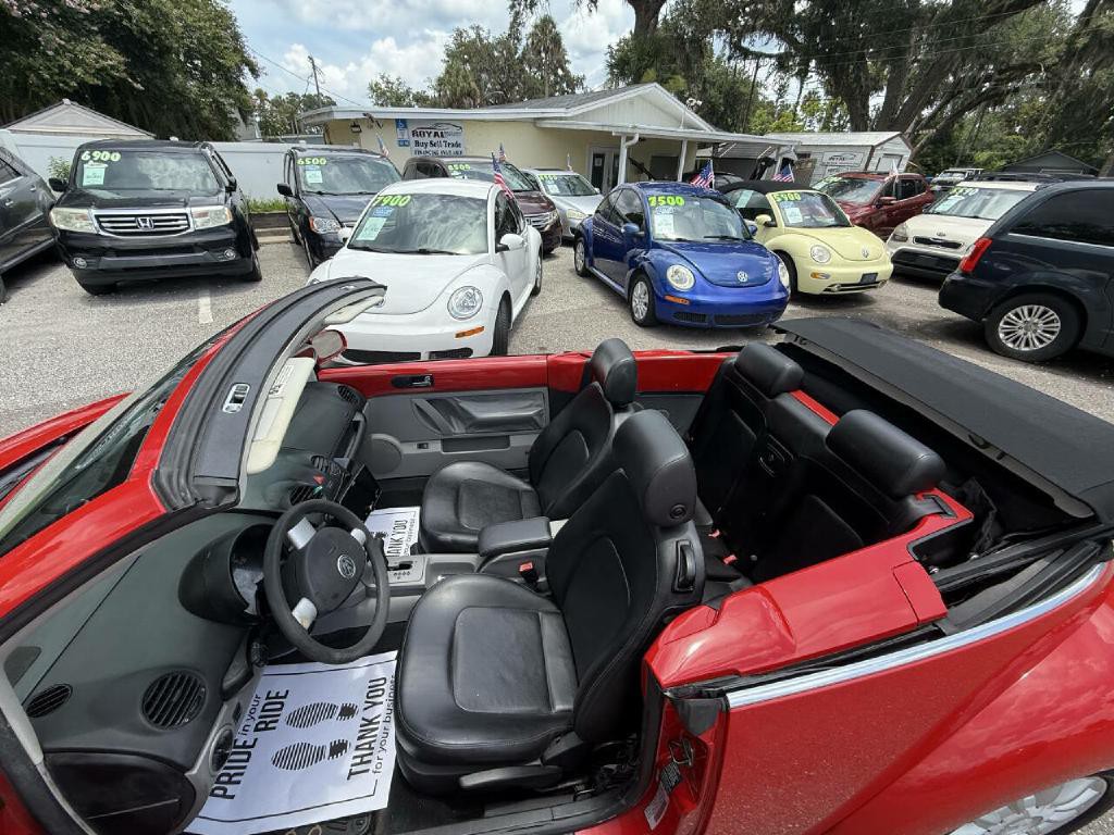 2005 Volkswagen Beetle Image 13