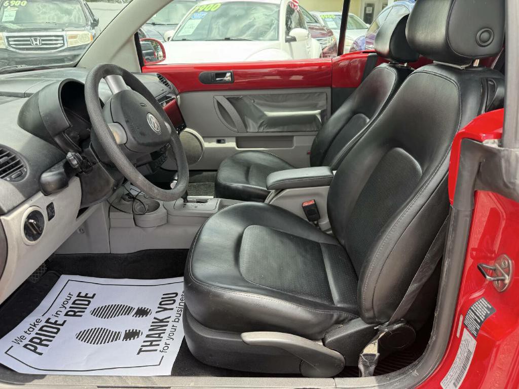 2005 Volkswagen Beetle Image 19