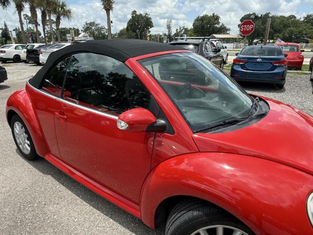 2005 Volkswagen Beetle Image 34
