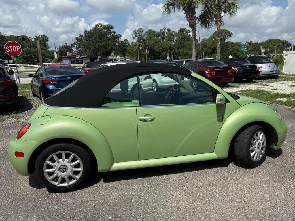 2005 Volkswagen Beetle Image 8