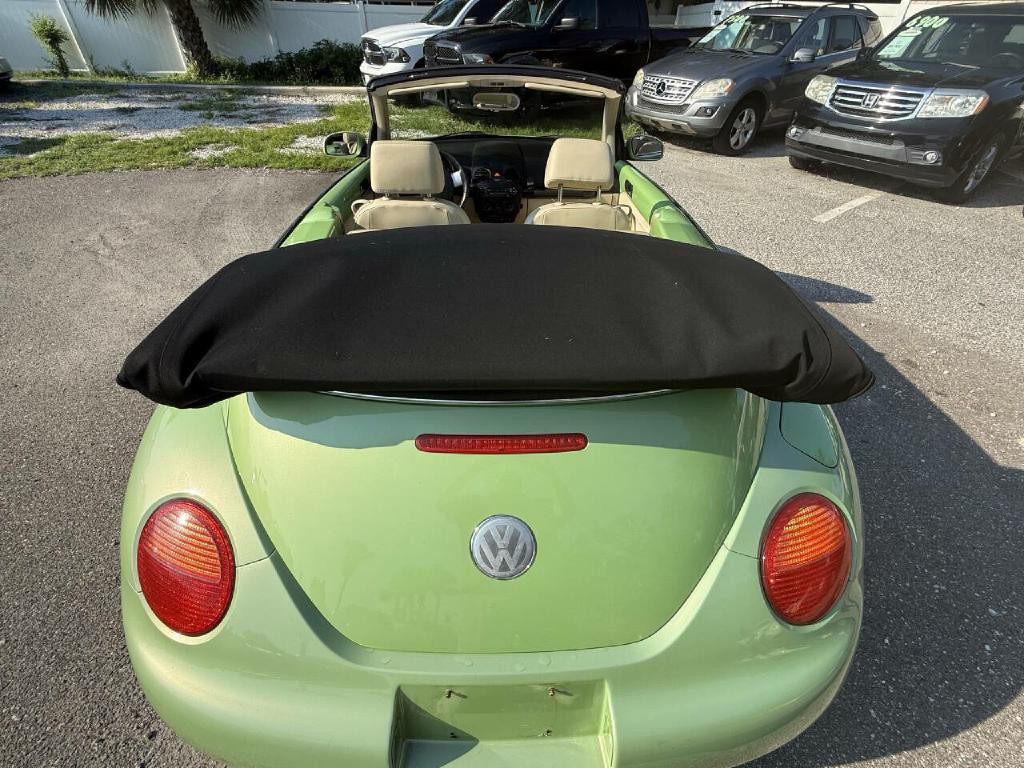 2005 Volkswagen Beetle Image 28