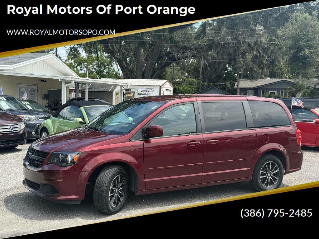 2017 Dodge Grand Caravan Image 1