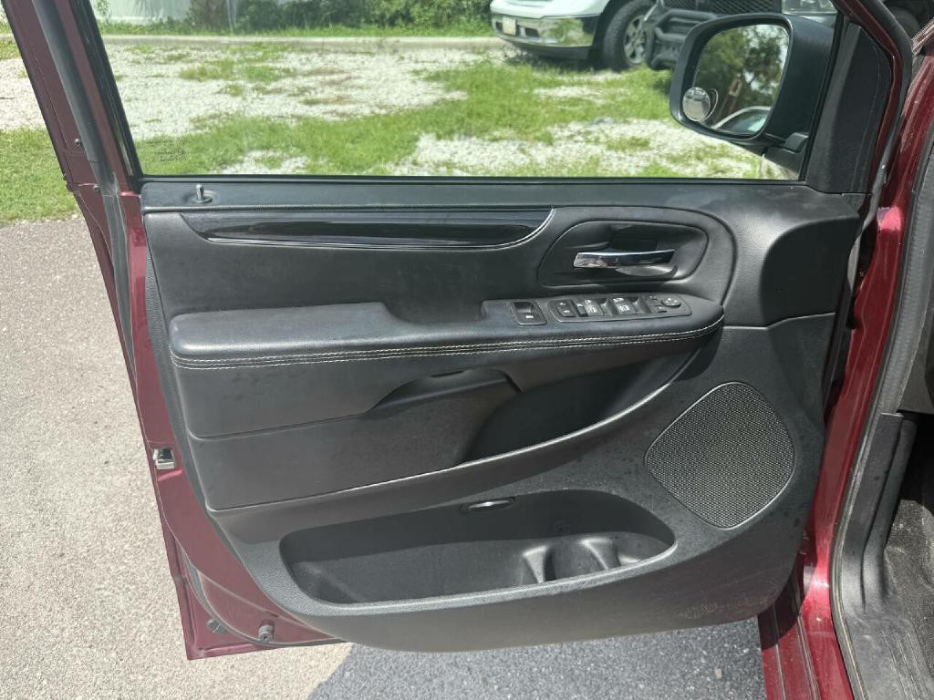 2017 Dodge Grand Caravan Image 33