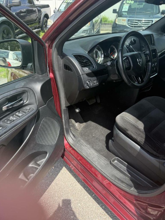 2017 Dodge Grand Caravan Image 39