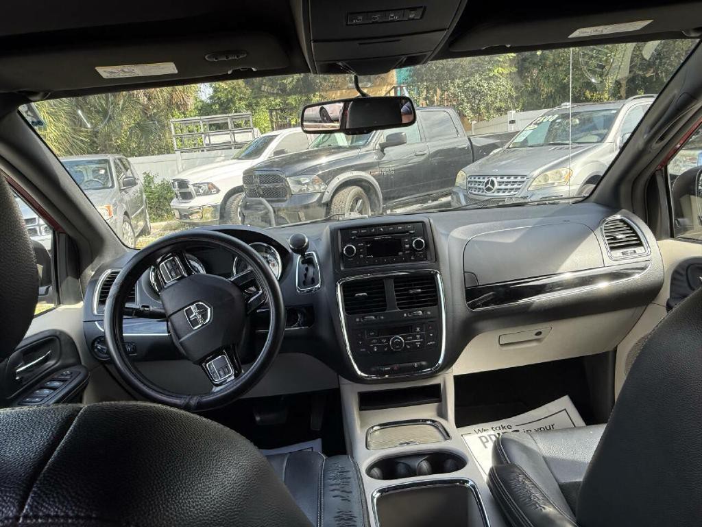 2015 Dodge Grand Caravan Image 10