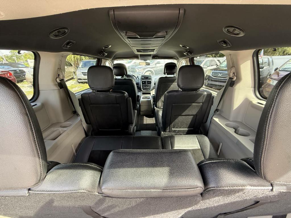 2015 Dodge Grand Caravan Image 19
