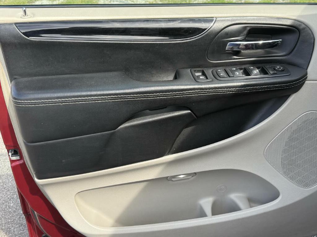 2015 Dodge Grand Caravan Image 22