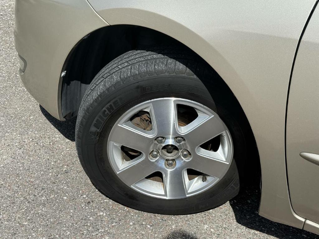 2005 Toyota Sienna Image 30