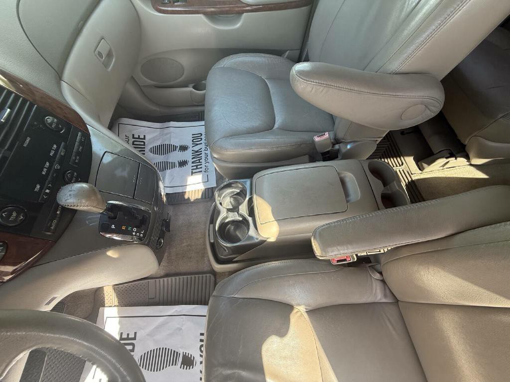 2005 Toyota Sienna Image 42
