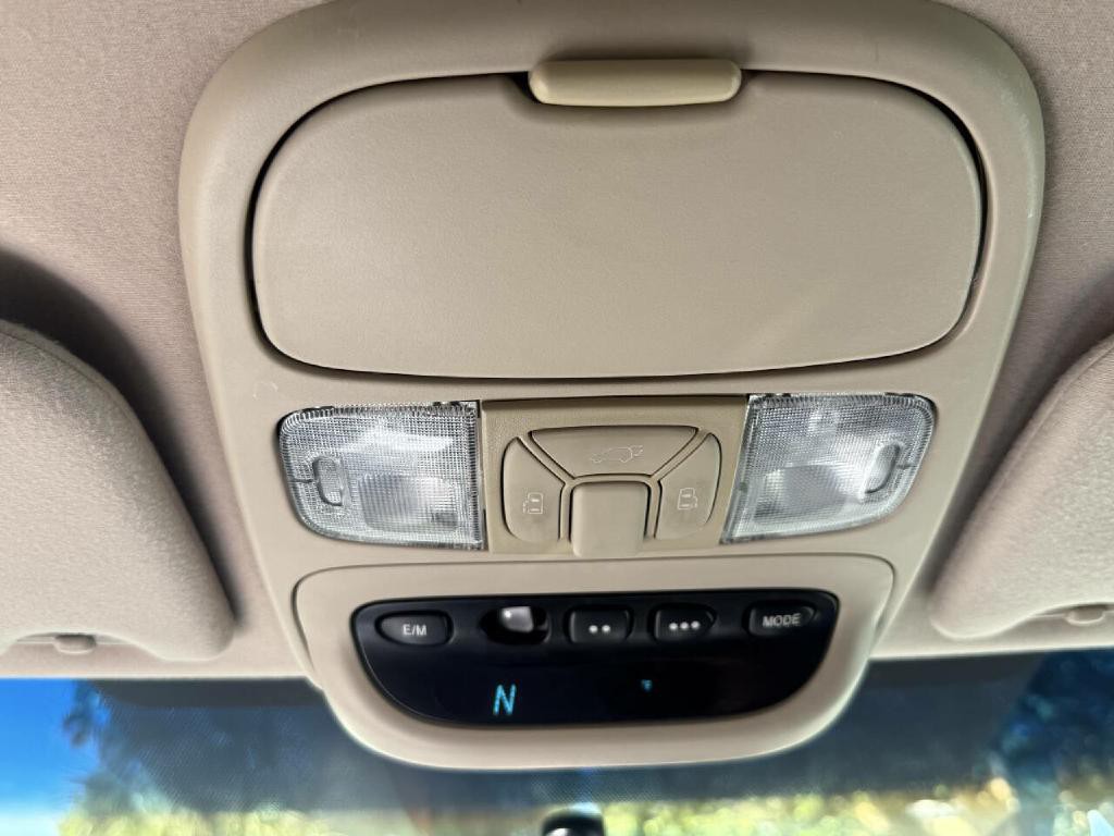 2005 Toyota Sienna Image 43