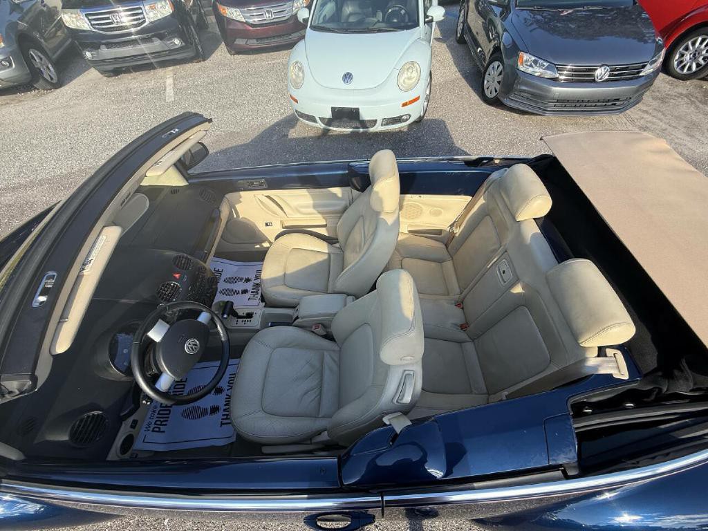 2005 Volkswagen Beetle Image 8
