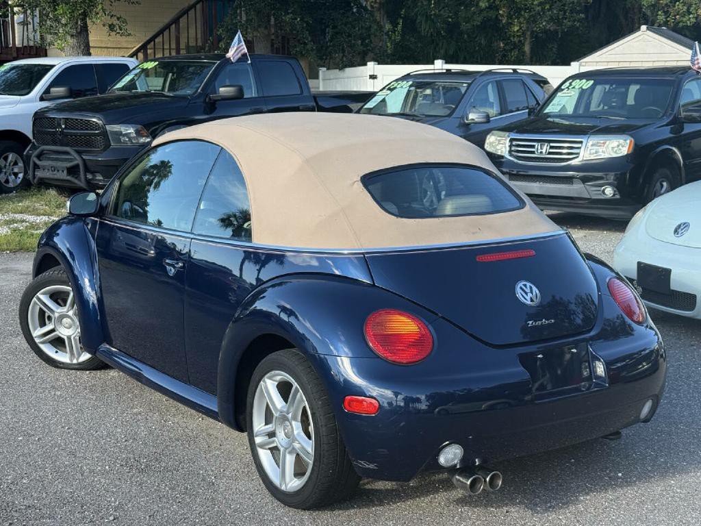 2005 Volkswagen Beetle Image 10