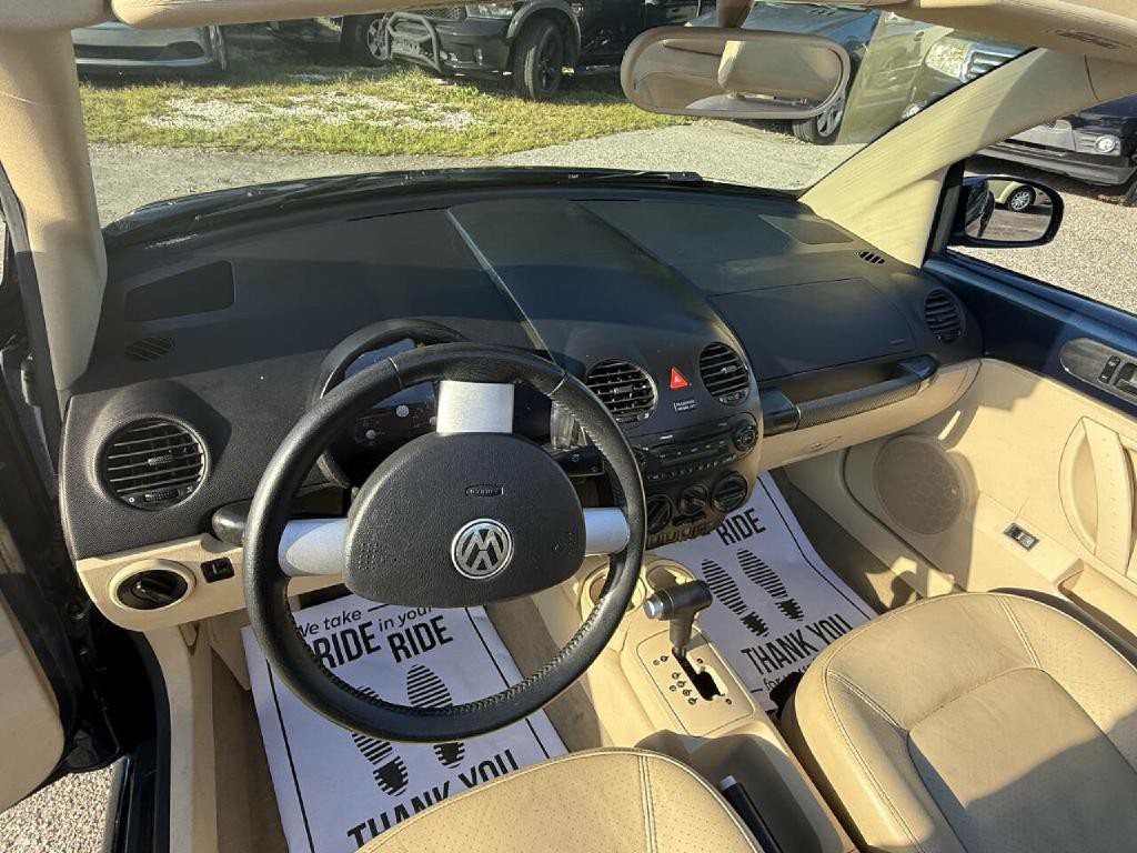 2005 Volkswagen Beetle Image 19