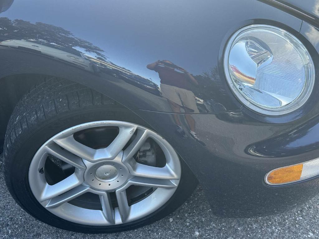 2005 Volkswagen Beetle Image 23