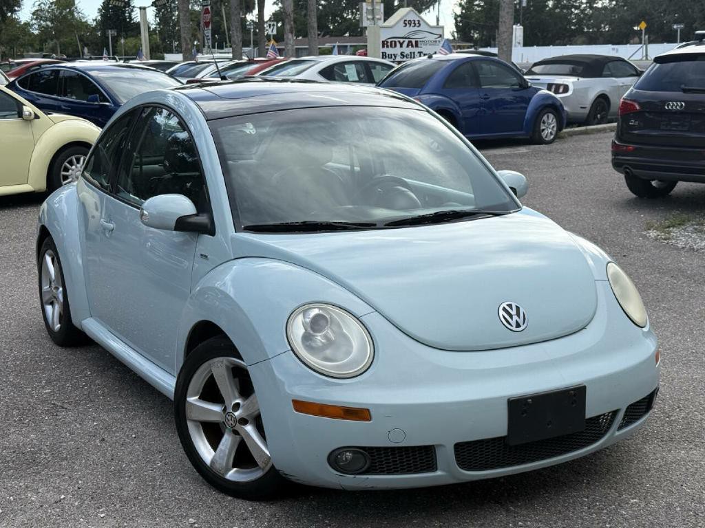 2010 Volkswagen Beetle Image 19