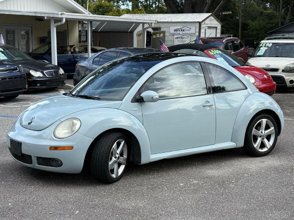 2010 Volkswagen Beetle Image 23