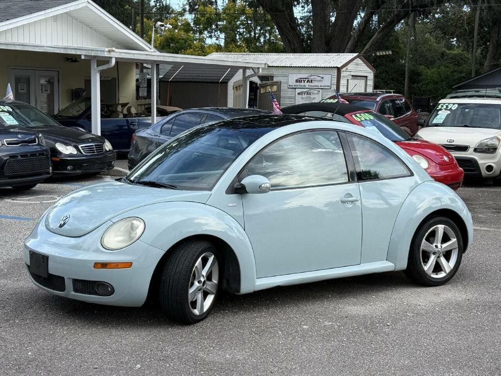 2010 Volkswagen Beetle Image 26