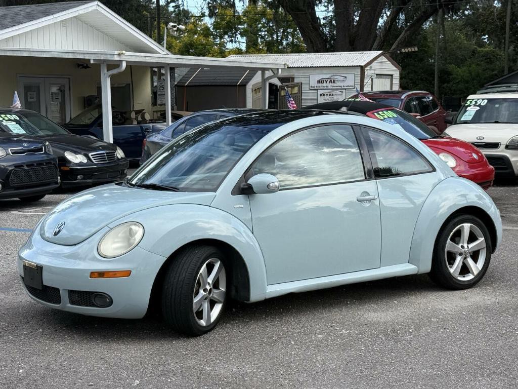 2010 Volkswagen Beetle Image 27