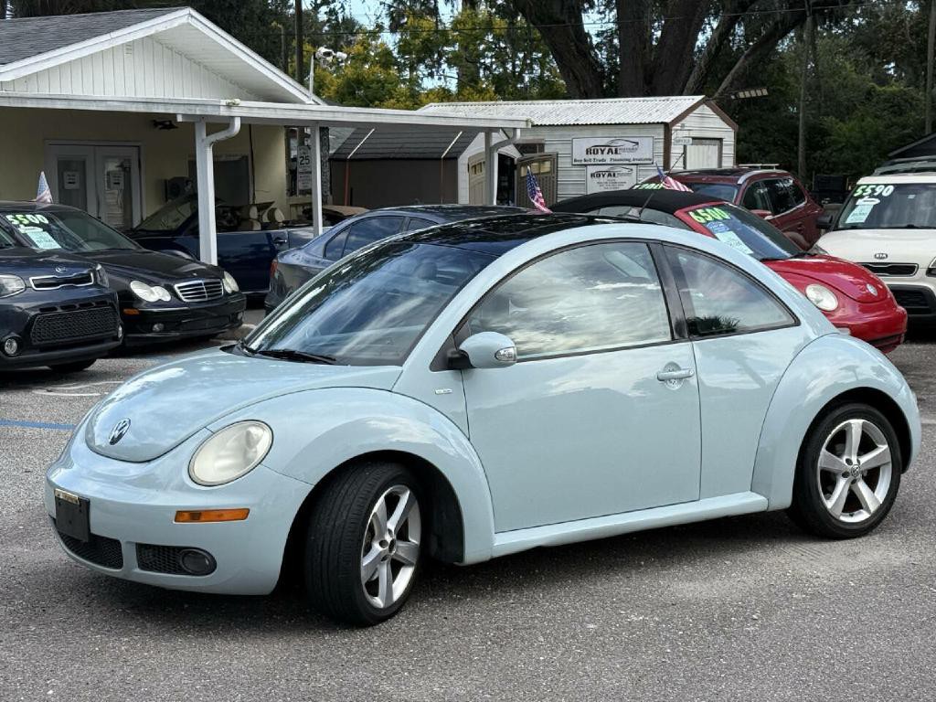 2010 Volkswagen Beetle Image 30