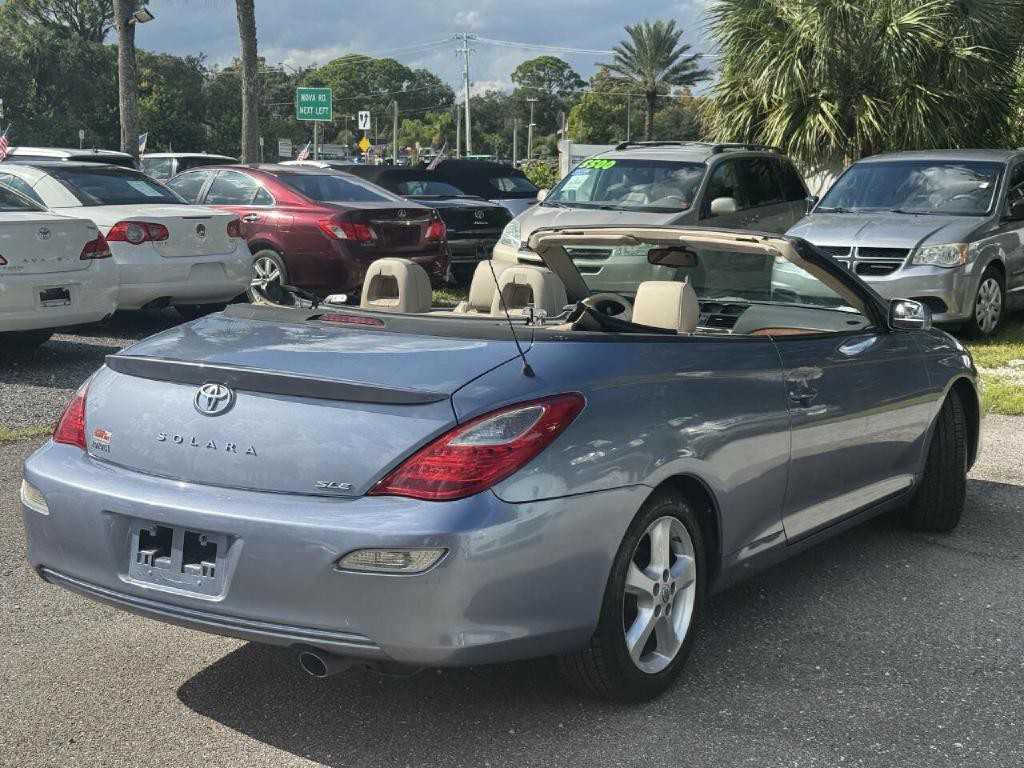 2007 Toyota Camry Image 4
