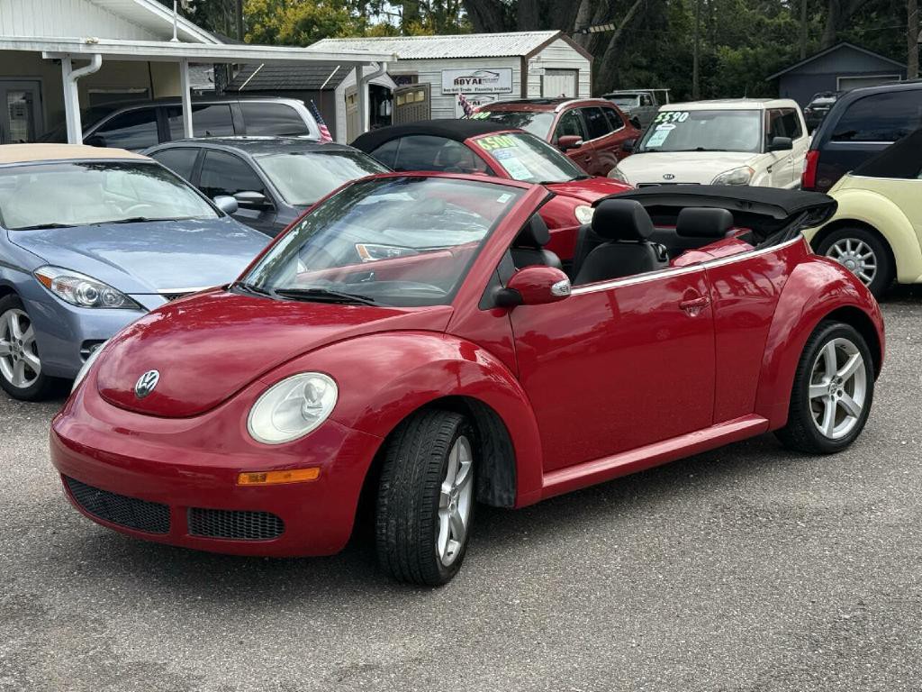 2009 Volkswagen Beetle Image 3