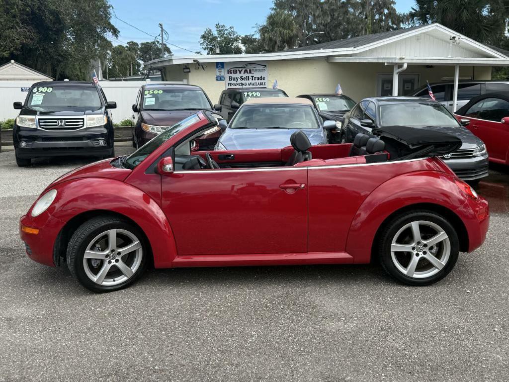 2009 Volkswagen Beetle Image 5
