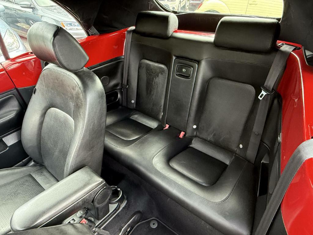 2009 Volkswagen Beetle Image 12